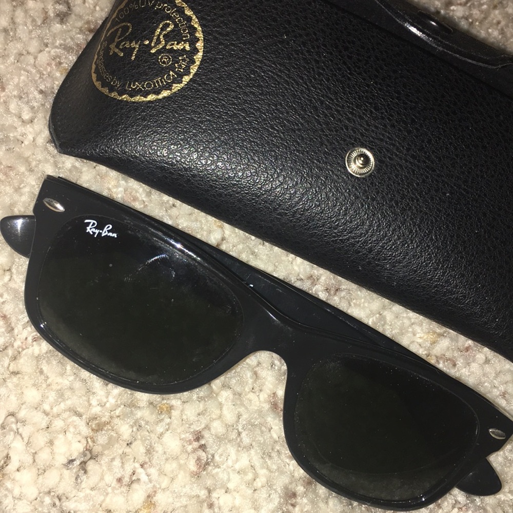 Rayban wayfarer sunglasses
